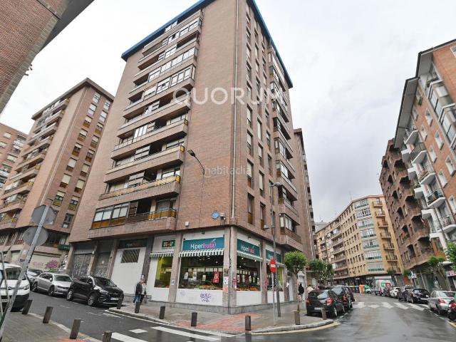 Piso en venta en Ibaiondo, Bilbao