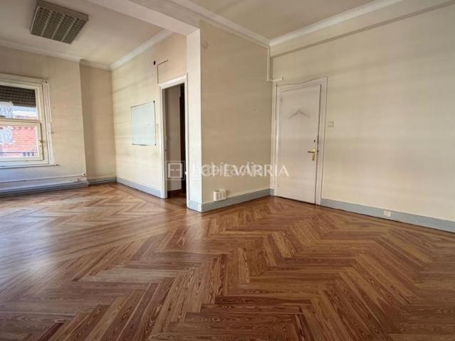 Piso en venta en Ibaiondo, Bilbao