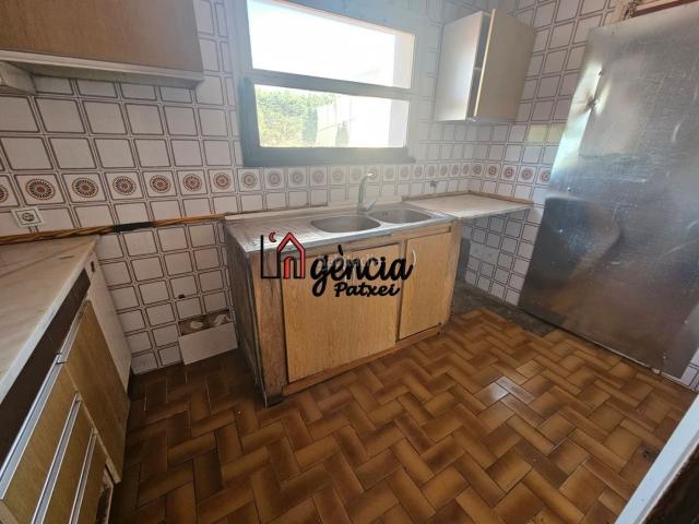 Piso en venta en Castell d'Empordà, Baix Empordà