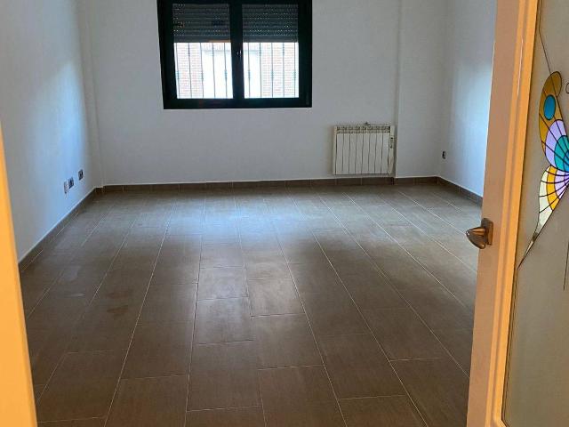 Piso en venta en Borox