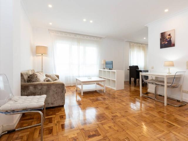 Piso en venta en Centro, Oviedo