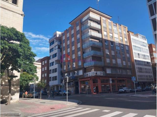 Piso en venta en Burgos, Castilla y León