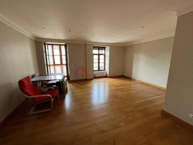 Piso en venta en Burgos, Castilla y León