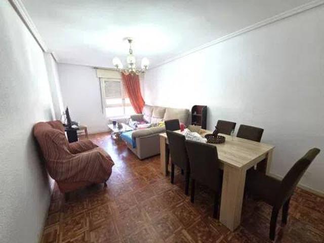 Piso en venta en Burgos, Castilla y León