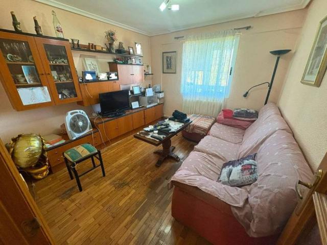 Piso en venta en Burgos, Castilla y León