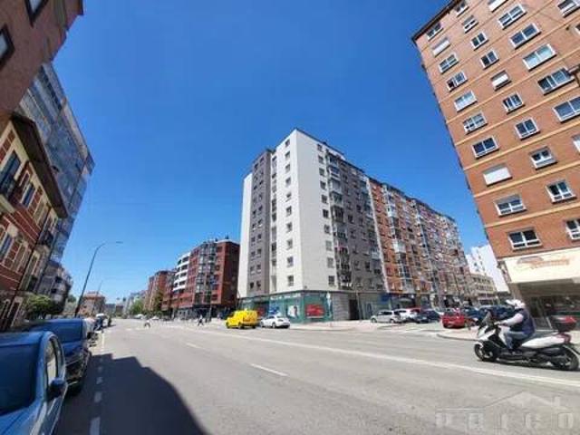 Piso en venta en Distrito Este, Burgos