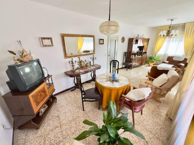 Piso en venta en Cabanillas Del Campo, Guadalajara