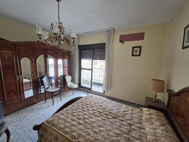 Piso en venta en Cabra, Andalucía