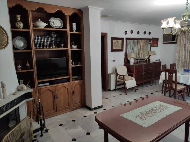 Piso en venta en Cabra, Andalucía