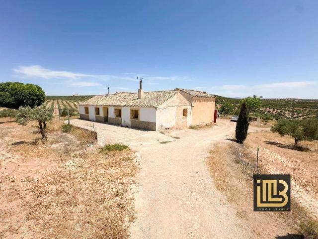 Piso en venta en Cabra Del Santo Cristo, Andalucía