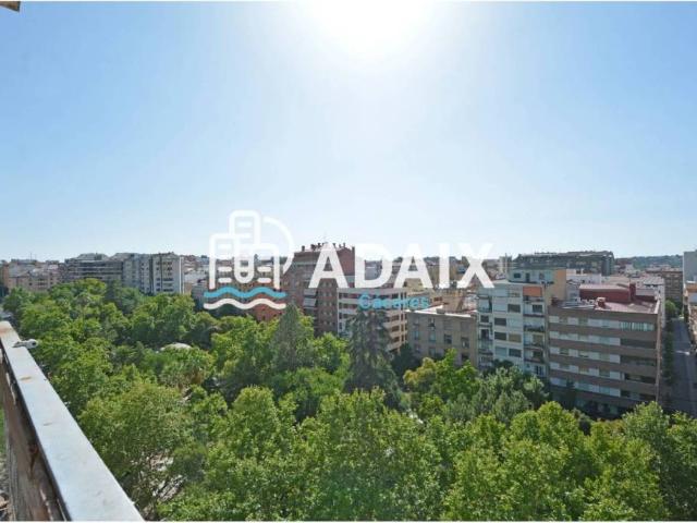 Piso en venta en Cánovas, Cáceres