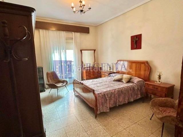 Piso en venta en Santiago, Cáceres