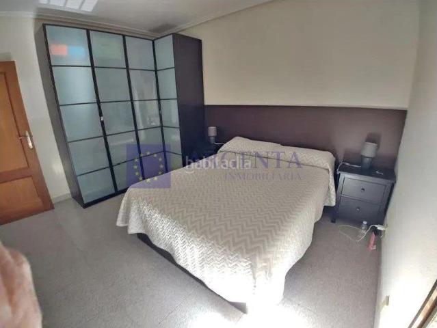 Piso en venta en Santiago, Cáceres
