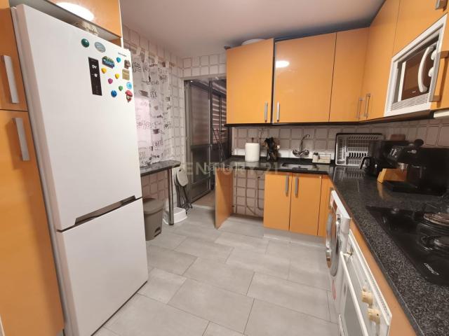 Piso en venta en Santiago, Cáceres
