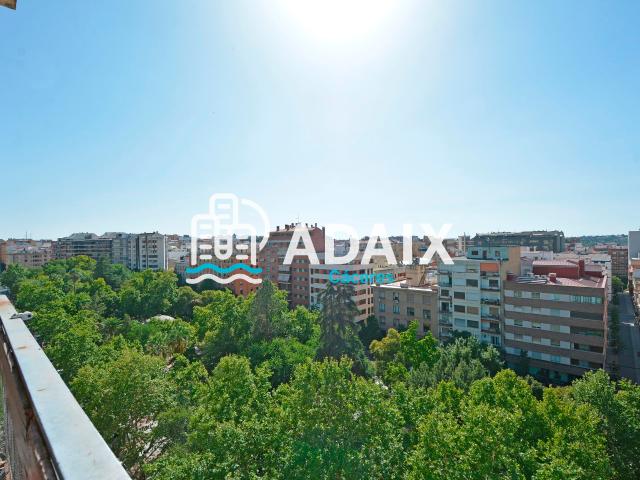 Piso en venta en Cánovas, Cáceres