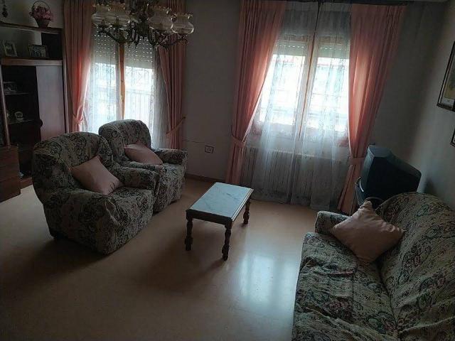 Piso en venta en Allueva, Aragón