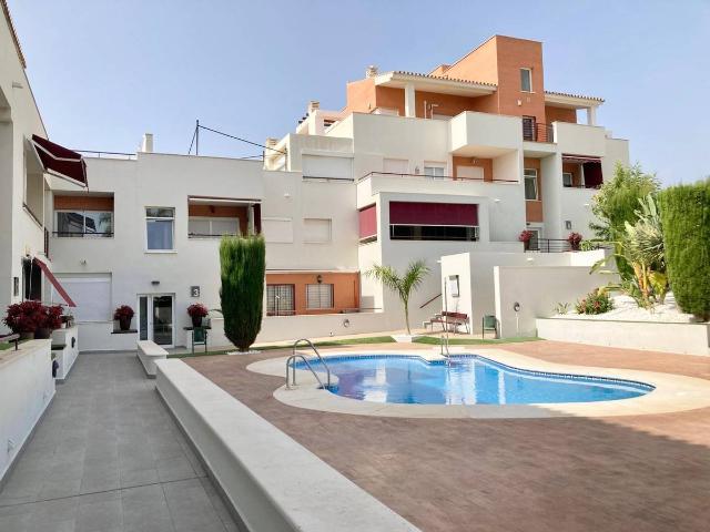 Piso en venta en Capuchinos, La Axarquía