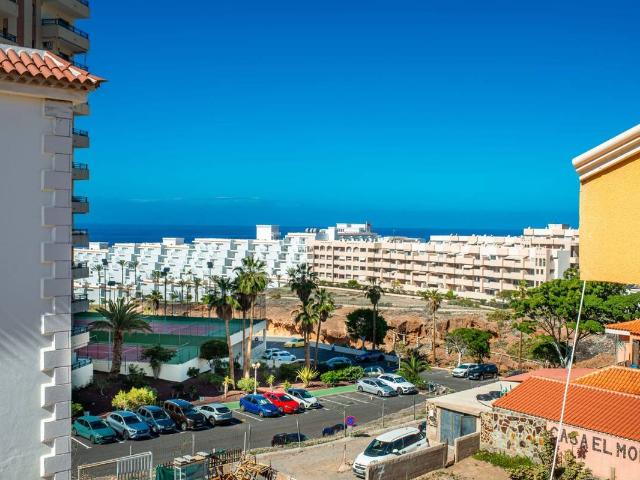Piso en venta en La Postura, Adeje