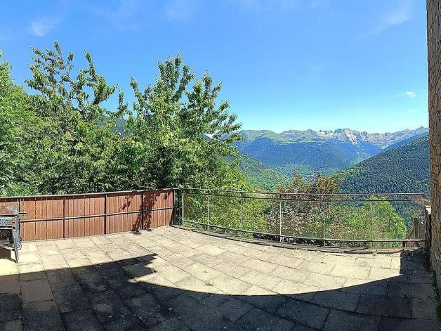 Piso en venta en Montcorbau, Val d'Aran