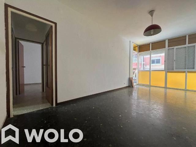 Piso en venta en Almeda, Cornellà De Llobregat