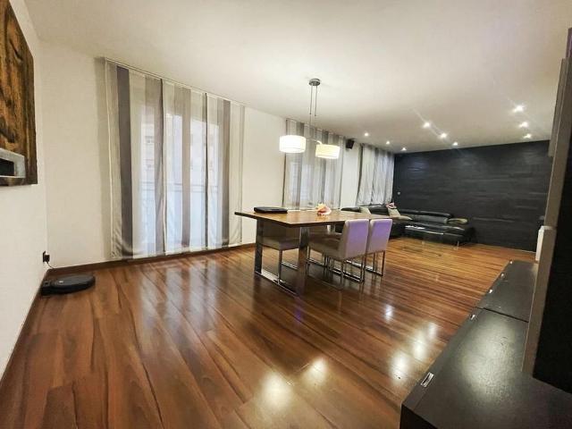 Piso en venta en L'hospitalet De Llobregat, Santa Eulàlia