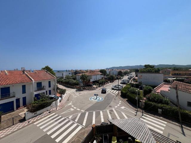 Piso en venta en Urbanització Mas Pinell, Baix Empordà