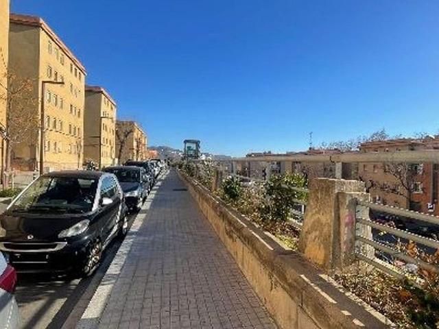 Piso en venta en Barcelona, la Trinitat Nova