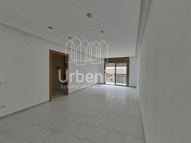 Piso en venta en Cerdanyola, Maresme