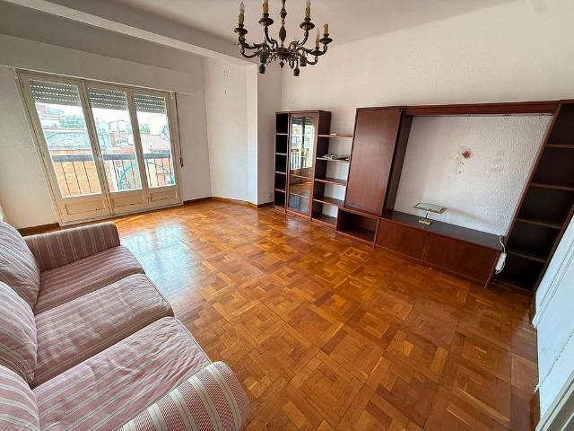 Piso en venta en Riera, Cornellà de Llobregat