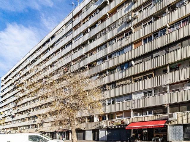 Piso en venta en La Mina - districte 6, Barcelonès