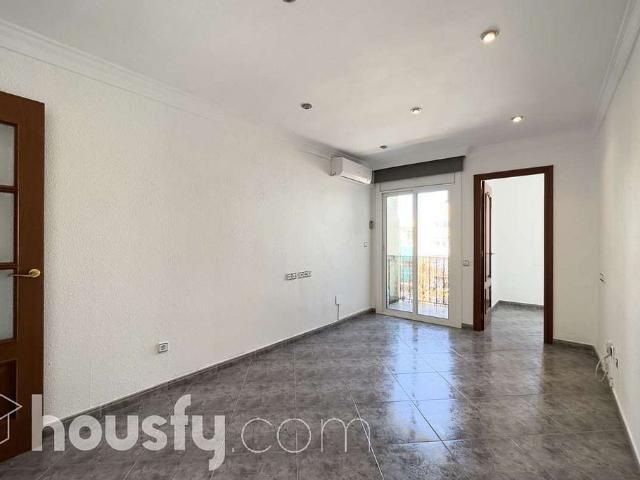Piso en venta en Singuerlin, Barcelonès