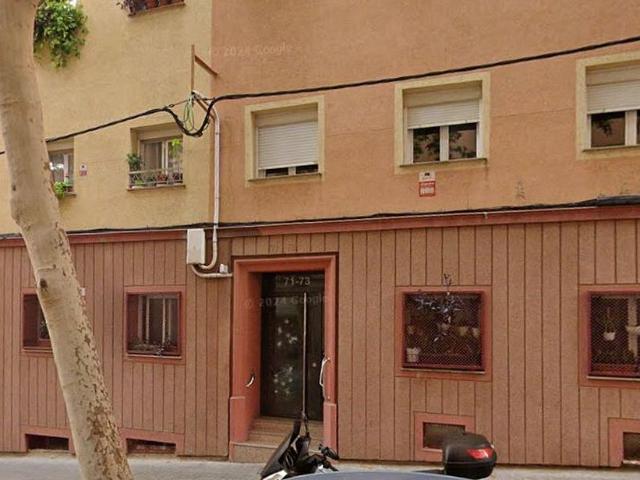 Piso en venta en Nou Barris, Barcelonès