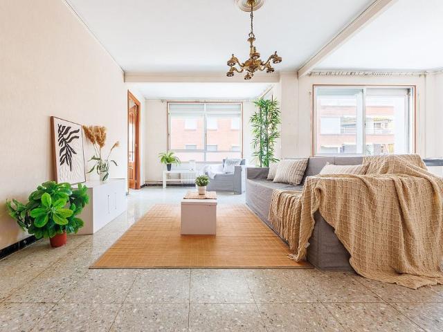 Piso en venta en els Quatre Garrofers, Tarragonès