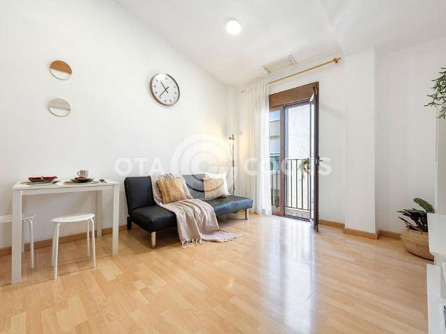 Piso en venta en Ample, Baix Camp