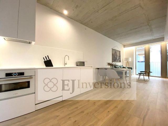 Piso en venta en Barcelona, Sant Antoni