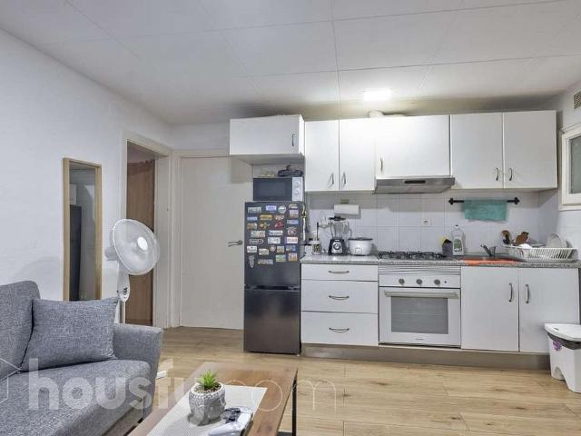 Piso en venta en Nou Barris, Barcelonès