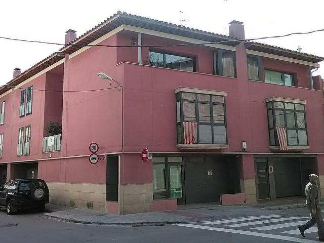 Piso en venta en Baix Vila, Osona