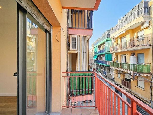 Piso en venta en Almeda, Cornellà De Llobregat