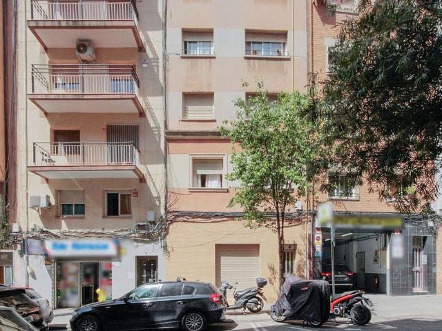 Piso en venta en L'hospitalet De Llobregat, la Florida Piso en venta en L'hospitalet De Llobregat, la Florida