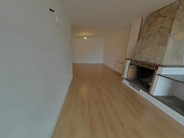 Piso en venta en Santa Eugènia, Gironès