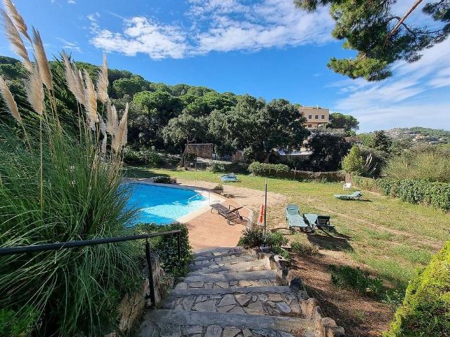 Piso en venta en Canyelles, la Selva