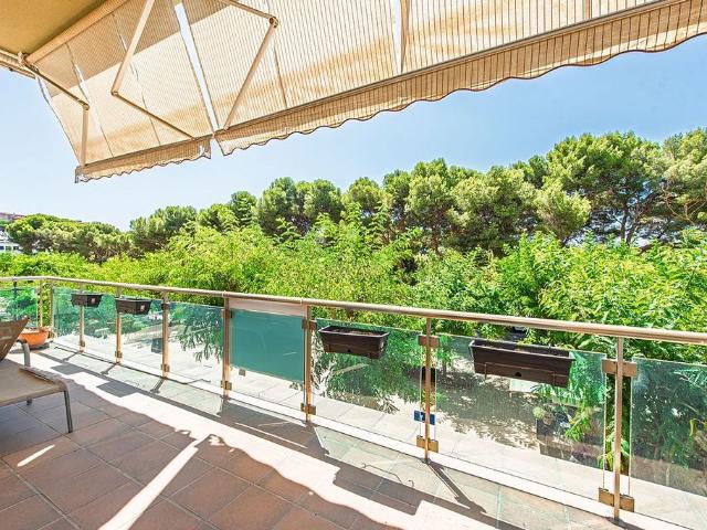 Piso en venta en Sant Feliu de Guíxols, Girona