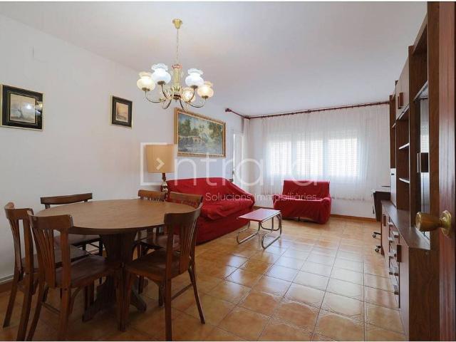 Piso en venta en Flaçà