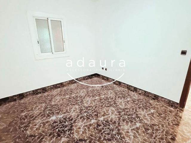 Piso en venta en Cerdanyola Sud, Mataró