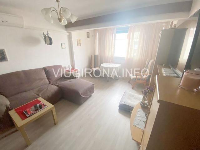 Piso en venta en Santa Eugènia, Girona