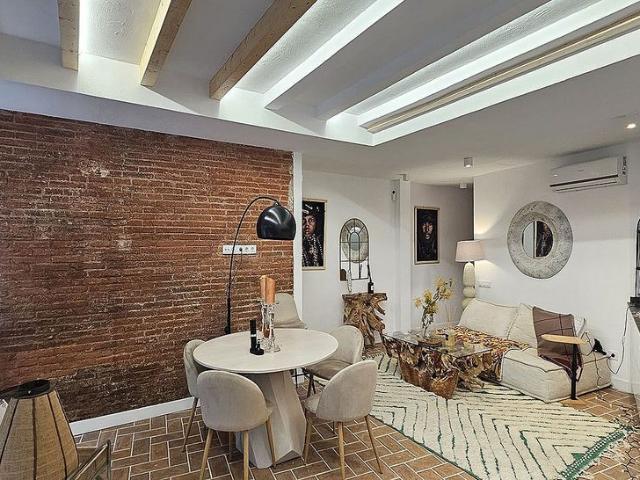 Piso en venta en Illes Belles, Vallès Oriental
