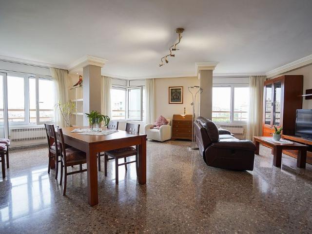 Piso en venta en Ample, Baix Camp