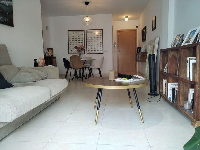 Piso en venta en Camarles