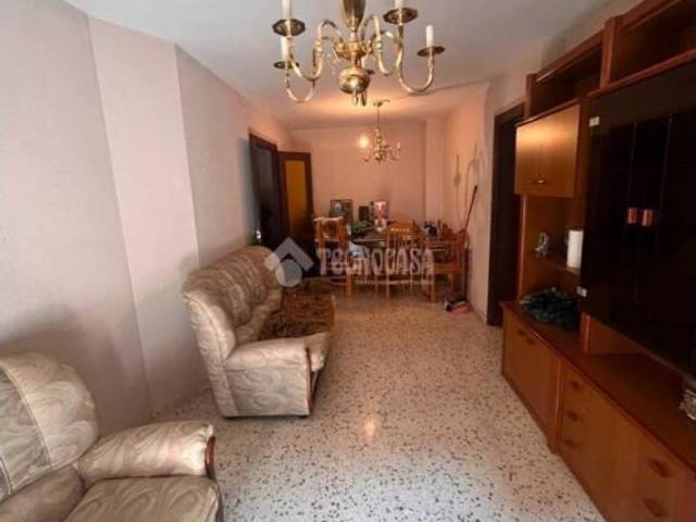 Piso en venta en Camas, Andalucía