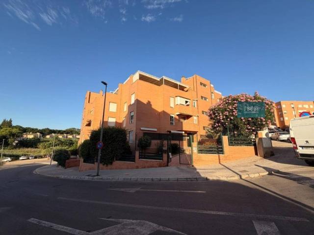 Piso en venta en Camas, Andalucía